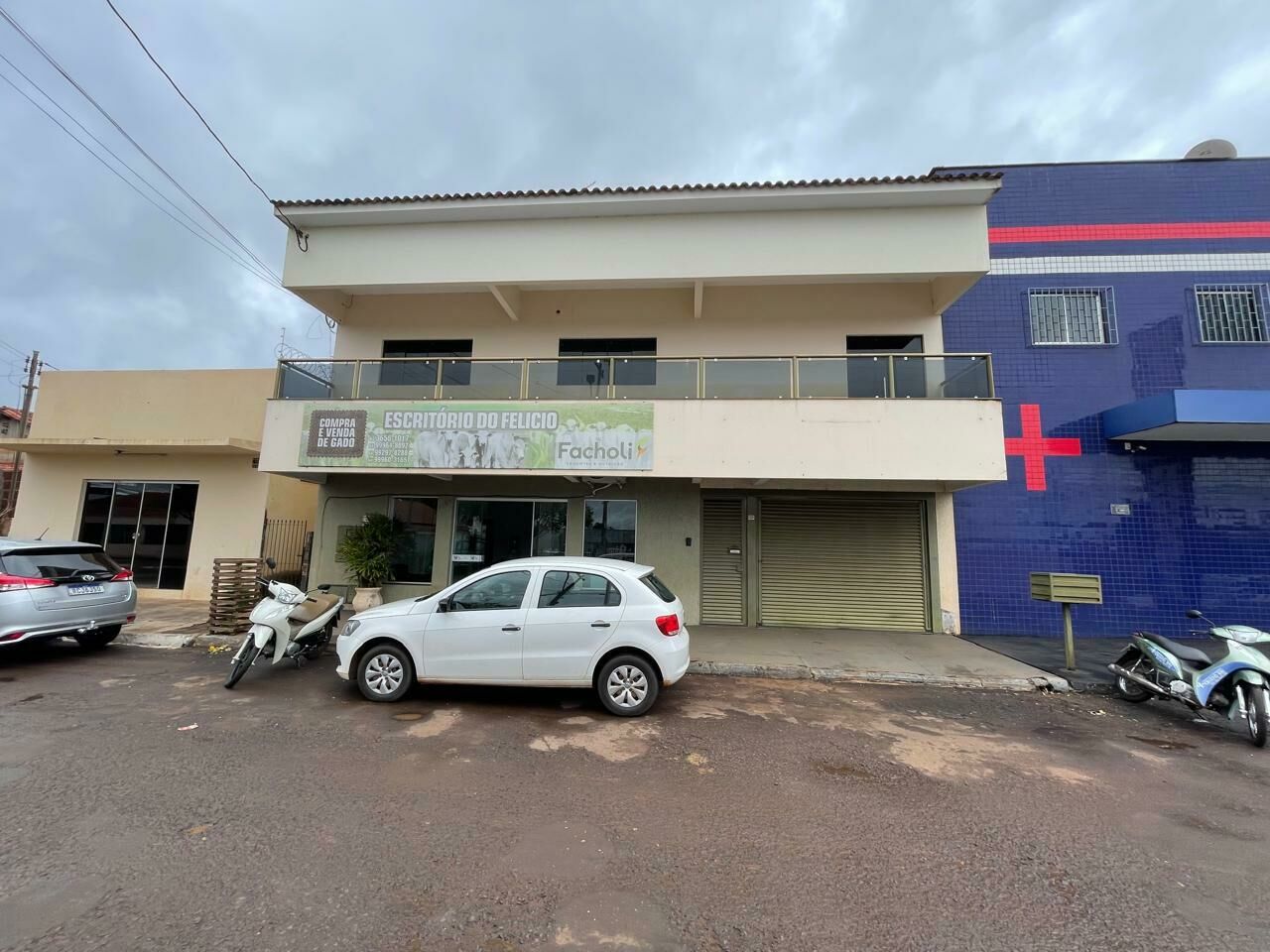 Imagem do VENDA - CASA NO CENTRO , AVENIDA PRINCIPAL ( ILDEFONSO CARNEIRO )